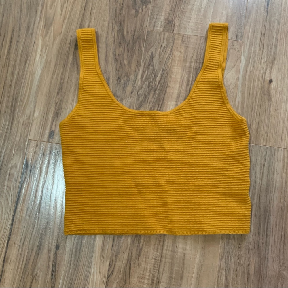 TWIK Ribbed Tank
